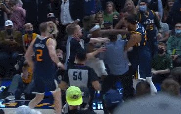 1636704647377000175.gif GIFk.gif