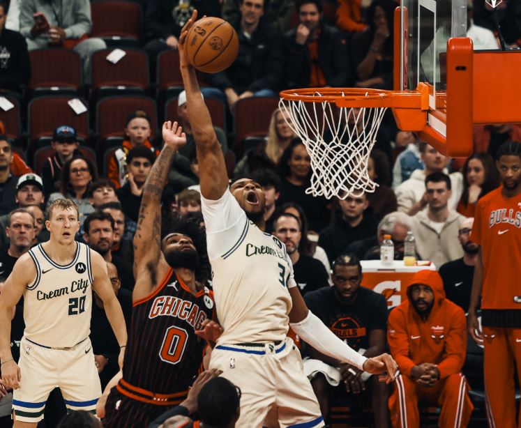 体育新闻-拿5400万顶薪,准备要验牌?明修栈道暗渡陈仓,你这一招并不高明