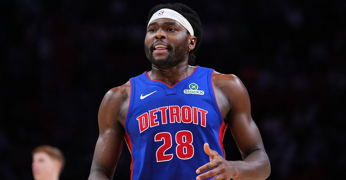 55体育-斯图尔特：我将球场看作是战场 绝不会轻易认输让对手轻松取胜|以赛亚-斯图尔特|以赛亚·斯图尔特|以赛亚-利弗斯|底特律活塞队|nba_新浪体育_新浪新闻